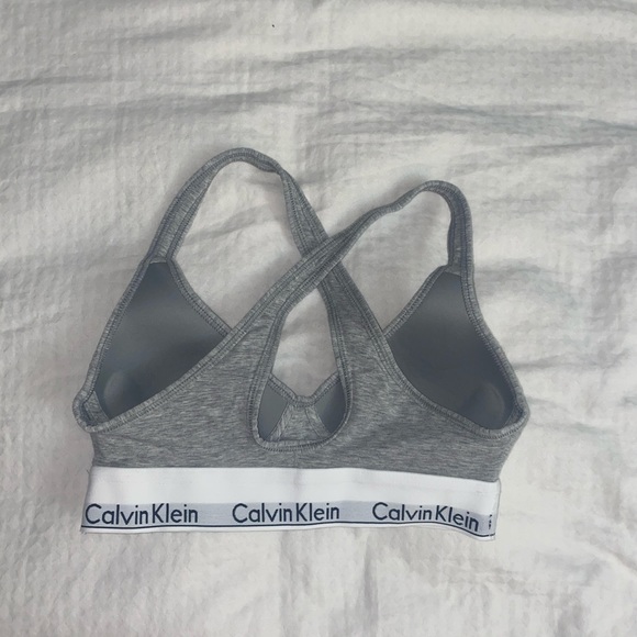 XS Calvin Klein padded bra - Picture 2 of 2